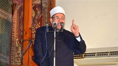 وزير الأوقاف يلقي خطبة الجمعة بمسجد عبد الرحيم القنائي