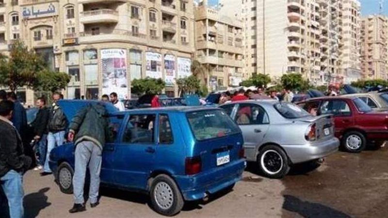 سوق السيارات المستعملة