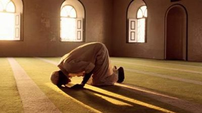 متى يلجأ المؤمن إلى صلاة الاستخارة  وما حكمها؟