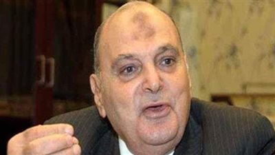 نواب حاليون وسابقون يشاركون في عزاء الفريق كمال عامر