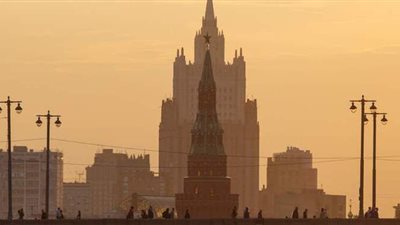 موسكو: على بريطانيا توضيح قضية الوثائق المسربة بشأن إدارتها حملة معادية لروسيا