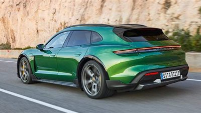 بورش تطلق سيارتها تايكان كروس أوفر توريزمو