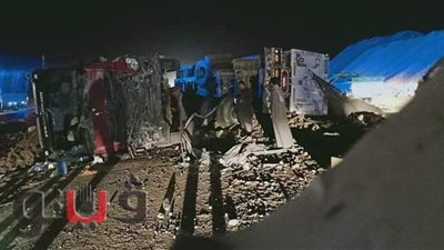 أول فيديو لحادث طريق الكريمات.. مسعف: بنلم جلود من تحت العربية