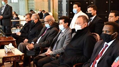 وزير الرياضة يحضر مباراة الأهلي أمام فيتا كلوب.. ويطمئن على بعثة الزمالك بتونس