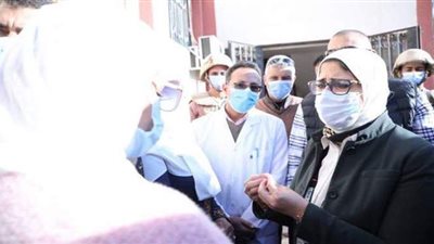 امتحان موحد للأطباء حديثي التخرج للحصول على رخصة مزاولة المهنة.. نواب: يحمي المريض وينهض بالخدمات الصحية.. ويجعل الطبيب دائم الاطلاع