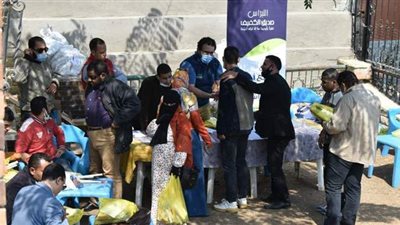 توزيع مصاحف إلكترونية وبلغة برايل بأسيوط | صور