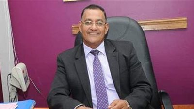 استشاري تغذية: الأم المسئولة عن سمنة طفلها.. والحل في نظام غذائي متوازن