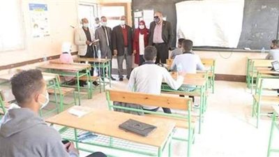 تعليم الوادى الجديد: 99% نسبة دخول طلاب الصف الأول الثانوي على المنصة الإلكترونية