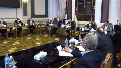 مطالب نواب المنوفية من الحكومة.. سرعة تطبيق منظومة التأمين الصحي.. توصيل الصرف الصحي للعزب والكفور.. وتحسين أوضاع عمال النظافة