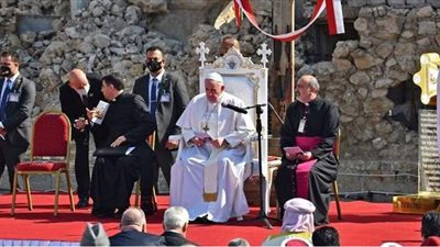 البابا فرنسيس من الموصل: السلام أقوى من الحرب