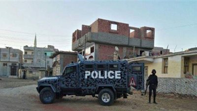 ضبط نجار بحوزته 14 قطعة أثرية أثناء التنقيب عنها داخل مسكنه بأسيوط