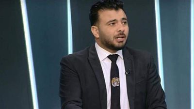 عماد متعب: الأهلي معرض للإقصاء من أفريقيا.. وحكم المباراة كارثي