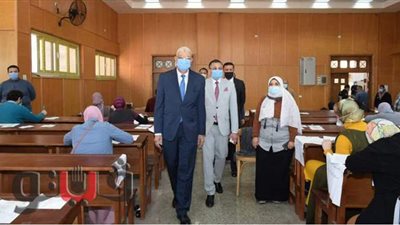 فرج القاصد يتفقد امتحانات الدراسات العليا بكلية الطب جامعة المنوفية