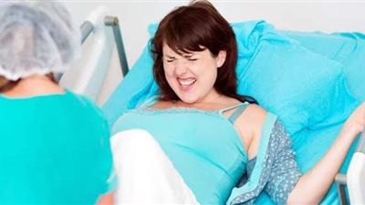 أعراض الولادة الطبيعية وموانعها