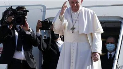 بابا الفاتيكان يغادر العراق بعد زيارة تاريخية استمرت 3 أيام