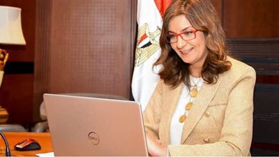 وزيرة الهجرة: شباب الدارسين بالخارج صوتنا لنقل إنجازات الوطن