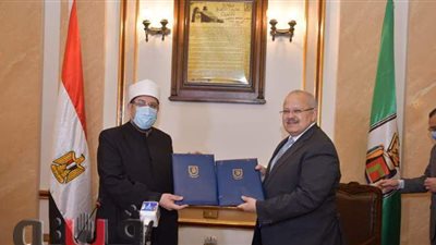 الخشت: تأهيل الأئمة والواعظات للتعامل بمنهج علمي رصين مع قضايا العصر