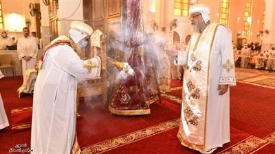 البابا تواضروس يترأس قداس أول أيام الصوم الكبير بالانبا بيشوي