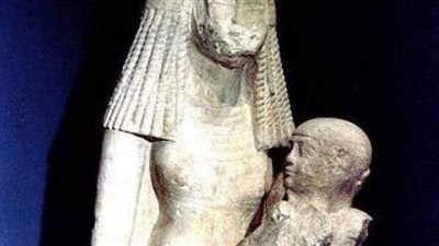 المتحف المصري يحتفل بيوم المرأة العالمي بعرض تمثال مرضعة توت عنخ آمون