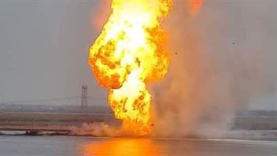 السيطرة على حريق هائل في خط غاز بحيرة إدكو بالبحيرة| صور