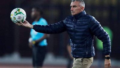 هل يقود كارتيرون الزمالك أمام سيراميكا؟