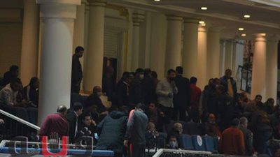 اشتباكات في مقصورة استاد الإسكندرية خلال مباراة الاتحاد والمحلة | صور