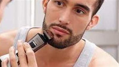 تفسير حلم حلاقة الذقن في المنام وعلاقته بالمرض والفقر وخسارة المال والجاه