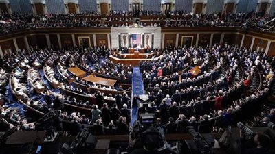 عضو بالشيوخ الأمريكي يحذر من سحب القوات الأمريكية في أفغانستان