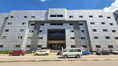 بـ 2.23 مليار جنيه.. عبدالغفار يستعرض تقريرا ميدانيا لمشروعات جامعة أسوان