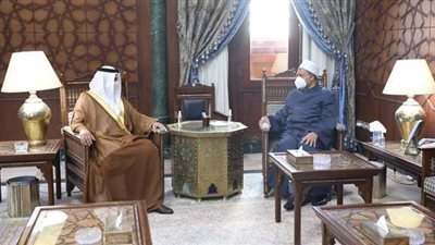 الطيب يستقبل السفير الإماراتي بمقر مشيخة الأزهر
