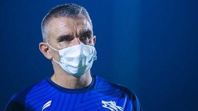 بعد ارتباط اسمه بتدريب الزمالك.. كارتيرون يقود التعاون للفوز على أبها