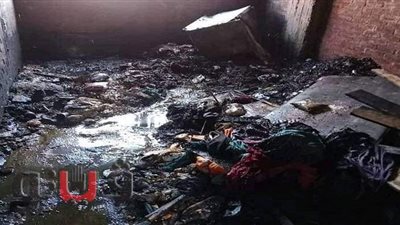 أهالي قرية سنهوت بالشرقية ينقذون شخصا بعد حريق شقته | صور