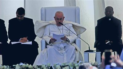 هل تعرض الكرسي الذي جلس عليه بابا الفاتيكان في العراق للسرقة؟