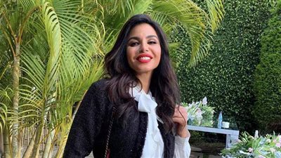 بحبك يا سماح.. نسرين أمين صاحبة أشهر كوميك وأزمة في مسلسل الأسطورة