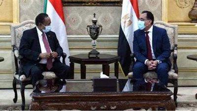 رئيس وزراء السودان: تربطنا بمصر الثقافة والدين والمصير المشترك