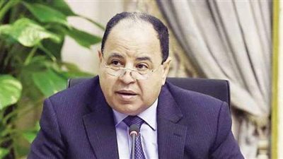 الباب الأول أجور يجدد أزمة عمالة الصناديق الخاصة.. العاملون يتوجهون إلى المحاكم.. وتوقعات برفض الدعاوى القضائية