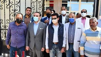 تفاصيل زيارة وزير الرياضة للأقصر.. تفقد مركز الزهراء.. وتجول بمركز التعليم المدني.. وأكد: 36 مليون جنيه لتطوير ملاعب المحافظة