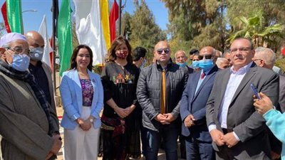 وزيرة الهجرة تبدأ فاعليات زيارة للواحات البحرية لترويج إنتاجها من التمور
