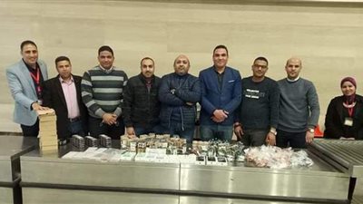 إحباط تهريب هواتف ومستحضرات تجميل بحوزة راكب بمطار أسيوط