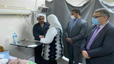 وزيرة التضامن تزور مصابي حريق مصنع العبور وتقرر زيادة التعويضات لـ30 ألف جنيه