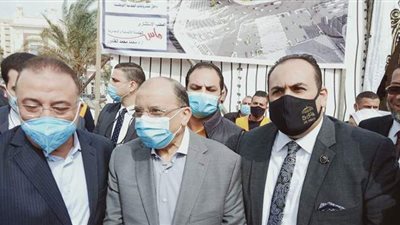 محافظ الإسكندرية ووزير التنمية المحلية يتابعان أعمال تطوير ميدان محطة مصر