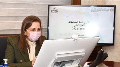 وزيرا التخطيط والتنمية المحلية يناقشان الخطط الاستثمارية والمشروعات المقترحة