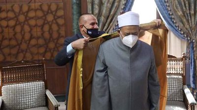 الحكومة والشعب العراقي يجددون دعوتهم لشيخ الأزهر لزيارة البلاد | صور
