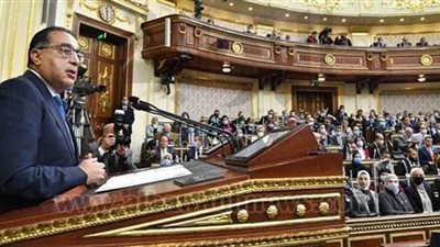 الرئيس ينزع فتيل أزمات 