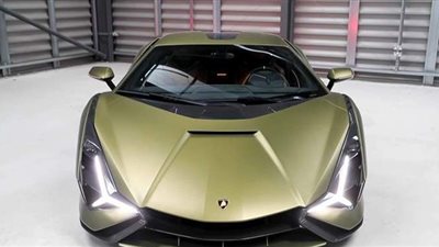 صمامات سحب من التيتانيوم أنظمة متطورة في سيارات لامبورجيني | فيديو