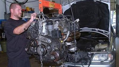 عمرة ولا تغيير.. أسباب وأعراض تلف الموتور الأكثر تكلفة