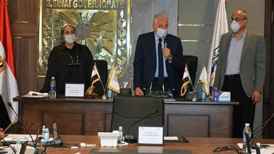 محافظ جنوب سيناء يناقش استعدادات احتفالات العيد القومي