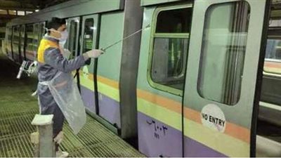 حملة موسعة للتعقيم بمترو الأنفاق