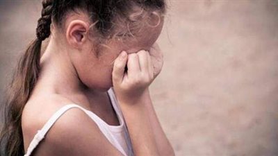 حبس محامي بتهمة هتك عرض طفلة داخل شقته بالعمرانية