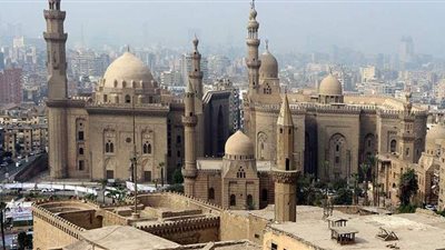 الآثار: الدولة تزيل العشوائيات فقط ولا مساس بالمباني الأثرية